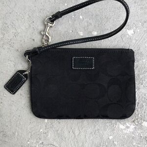 Coach Wristlet 